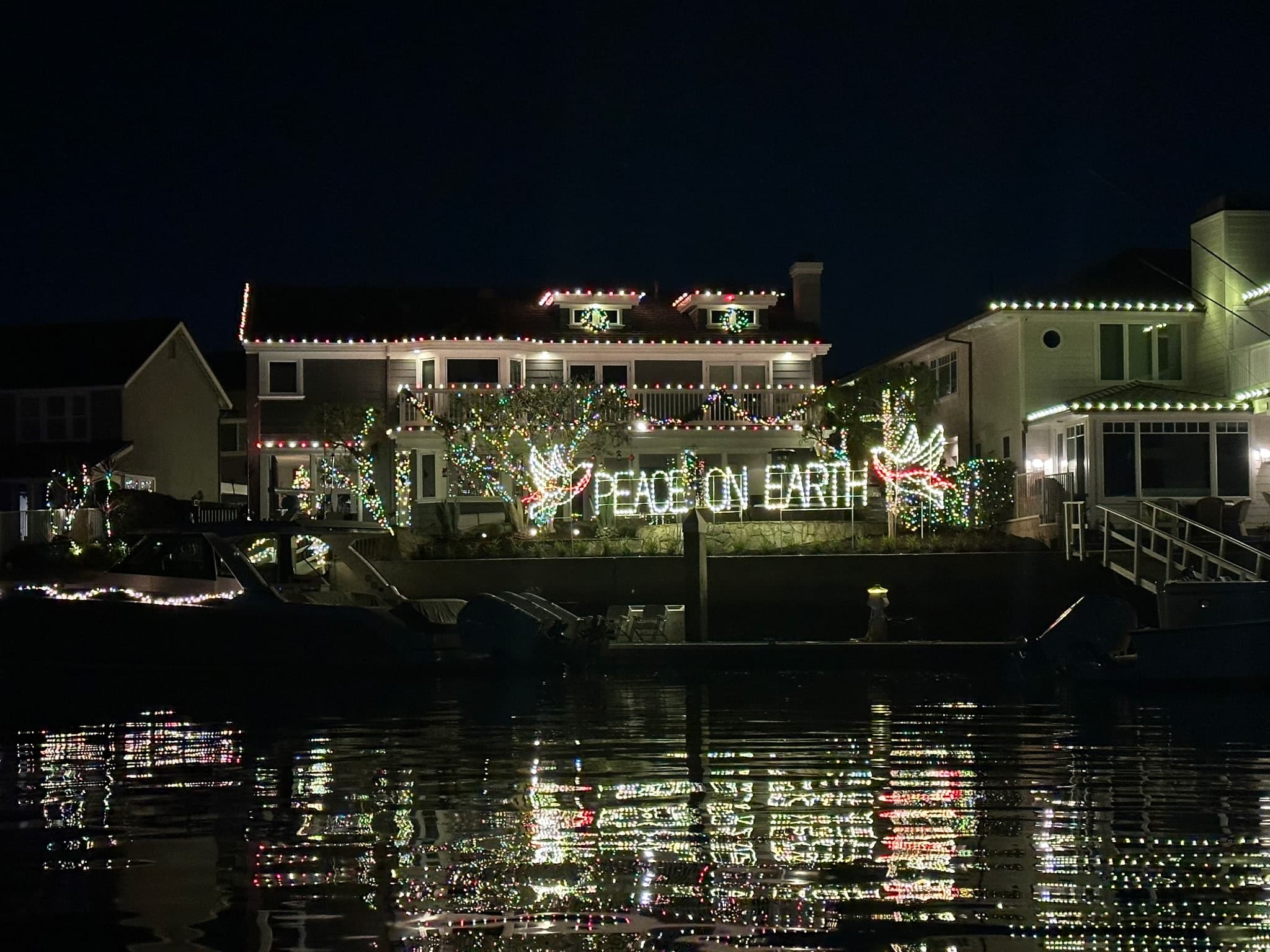 Our best mansion lights on the water